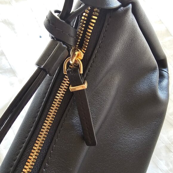 COURONNE Douce Cross 21 Bag 2024 - RCBRX24648BKX - Black w/ Gold-toned Hardware - Picture 10 of 16